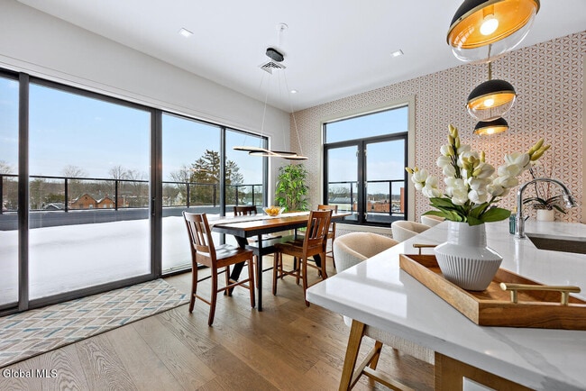 Building Photo - 78 Church St