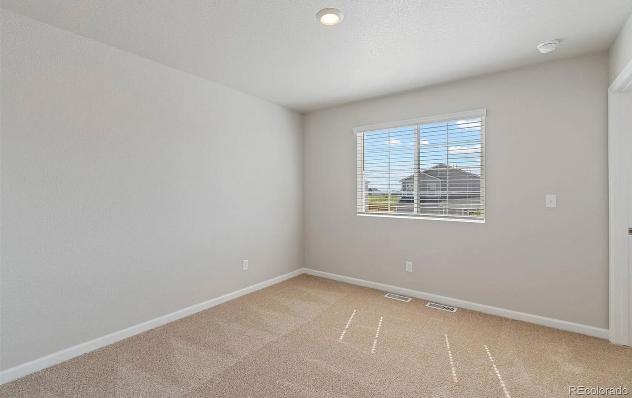 Guest Room 2 - 7330 Green River Ave