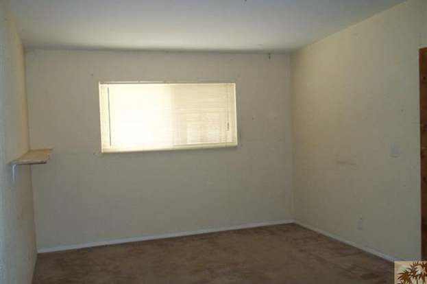 Building Photo - 52162 Avenida Velasco
