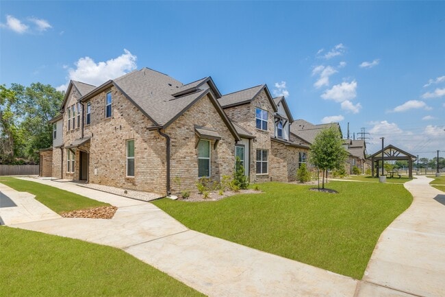 Building Photo - 203 Park Place Cir