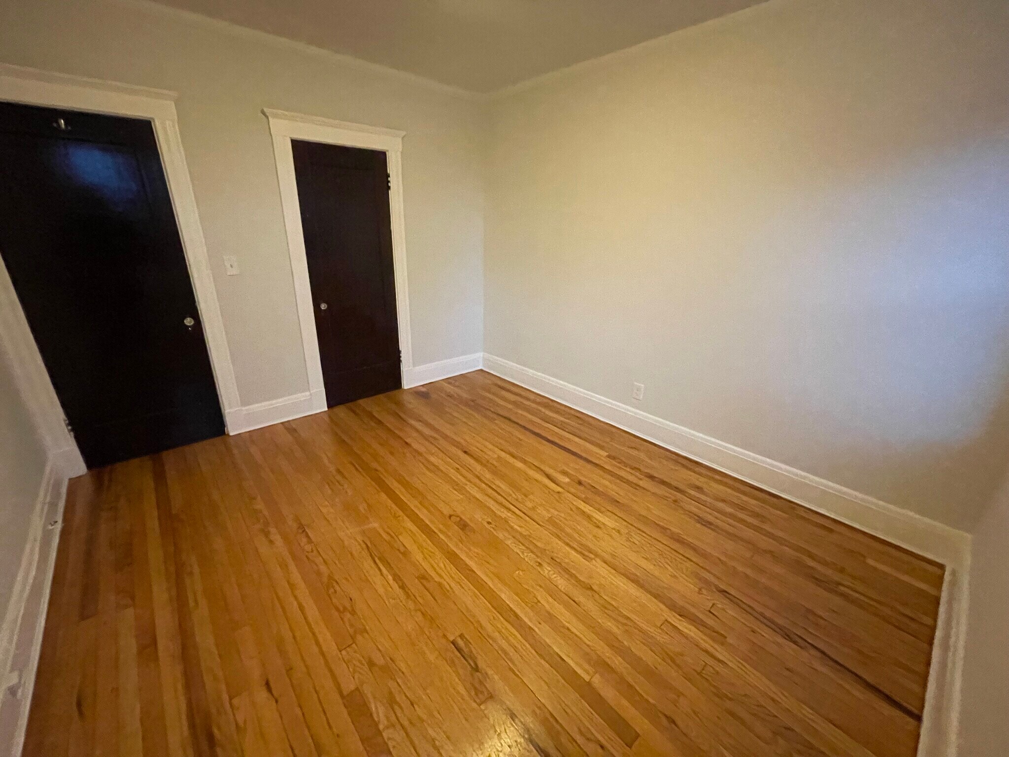 Building Photo - 36 Madison St