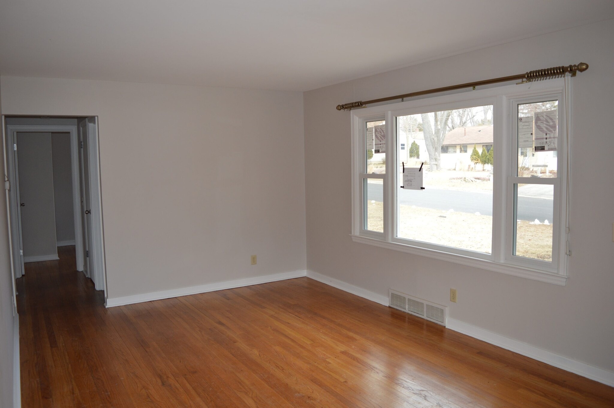 Building Photo - 5503 Flamingo Rd
