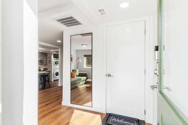 Building Photo - 450 SW 154th St