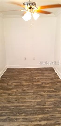 Building Photo - 520 15th St N