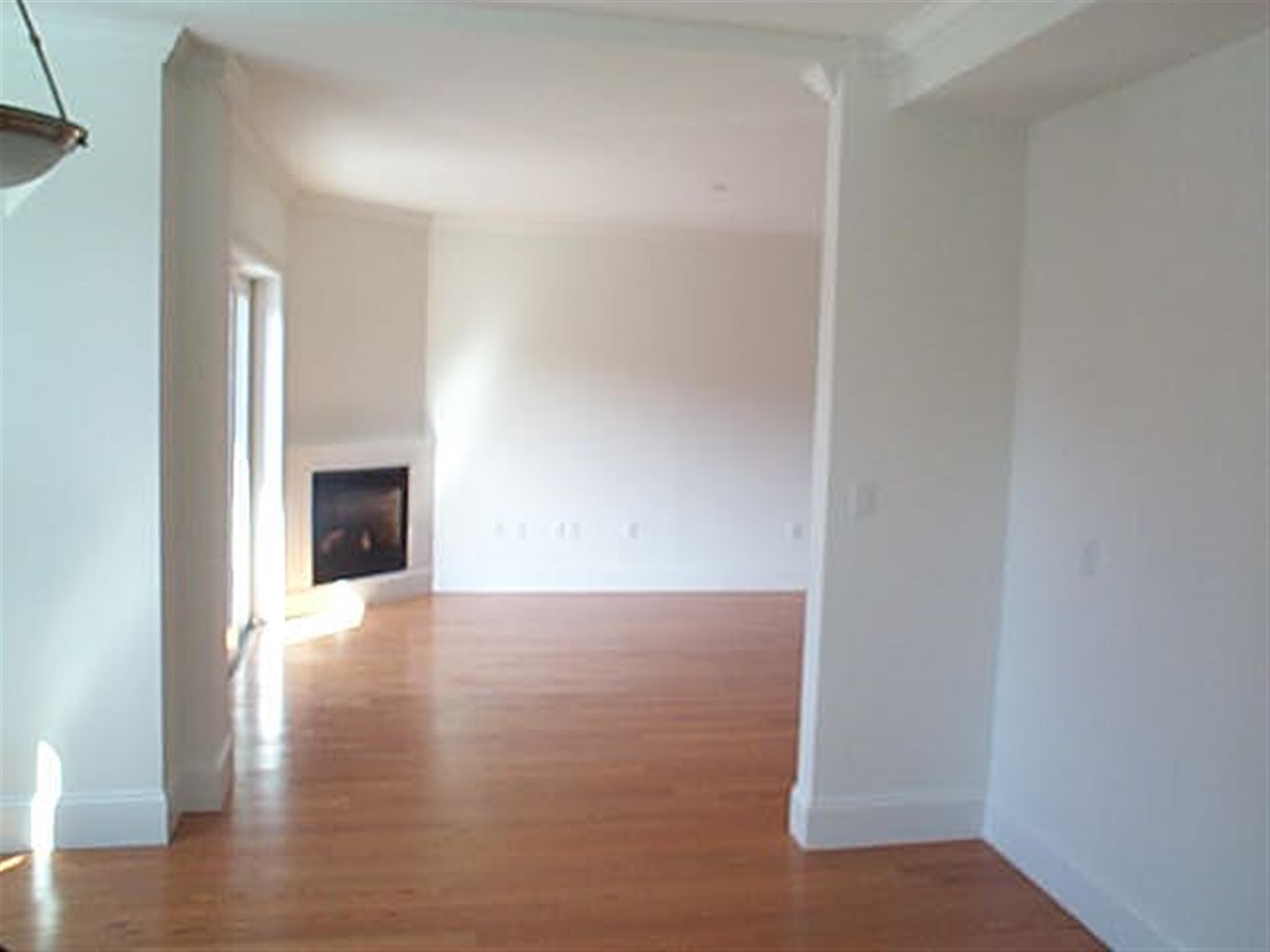 Building Photo - 165 Beacon St