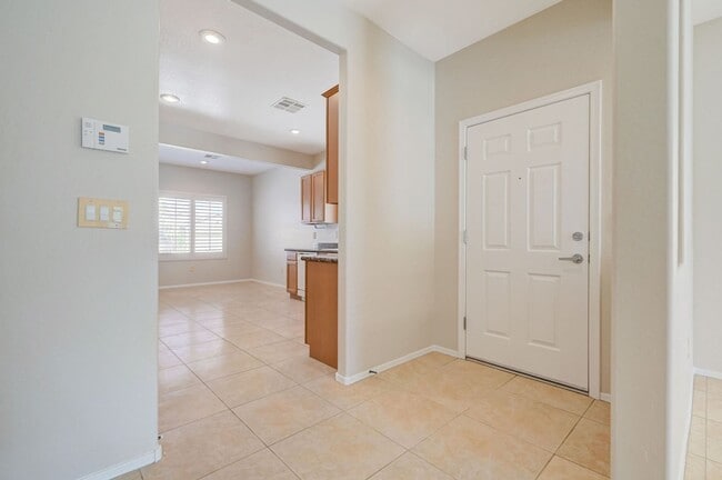 Building Photo - Sun City Aliante - Single Family Home