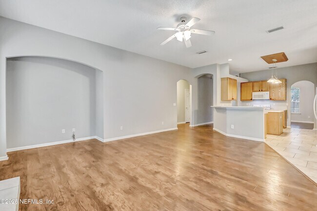 Building Photo - 4613 W Catbrier Ct