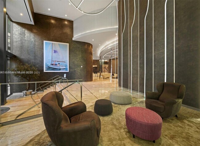 Building Photo - 1000 Brickell Plaza