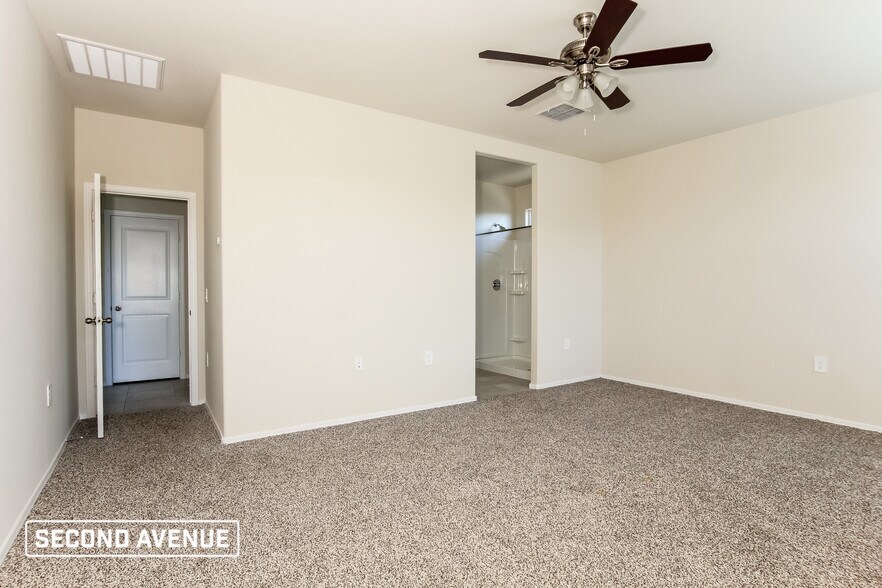 Building Photo - 24415 W Illini St