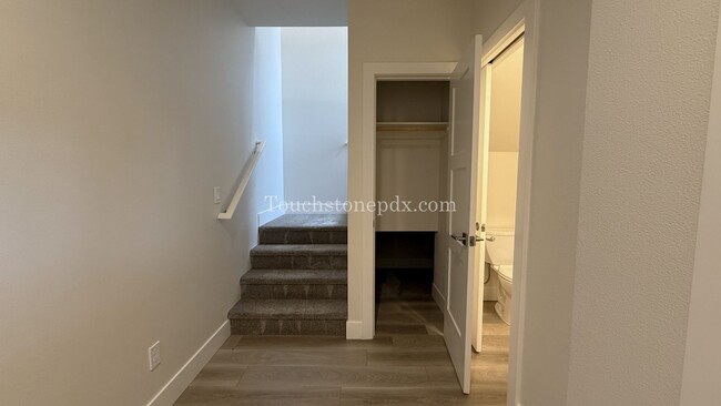 Building Photo - Luxury Meets Nature for this 3 BD | 2.5 BA...