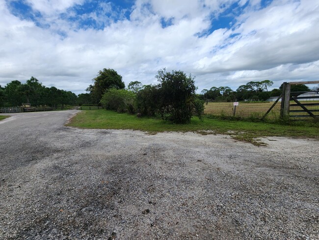 Building Photo - 4910 Ralls Dr