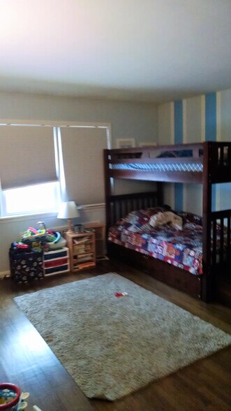 Building Photo - 822 Kingsland Ln