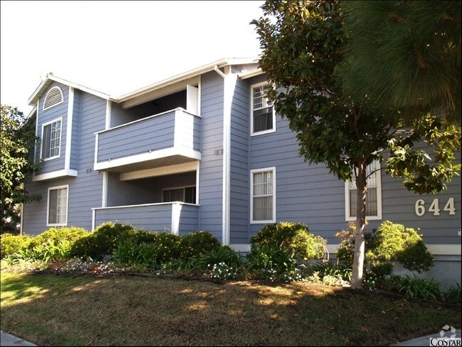 Building Photo - Webster Pines Apartments