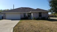 Building Photo - 7215 Upland Bend Dr