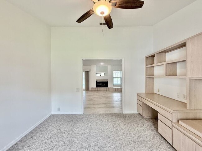 Building Photo - 13642 Dunwoody Ct