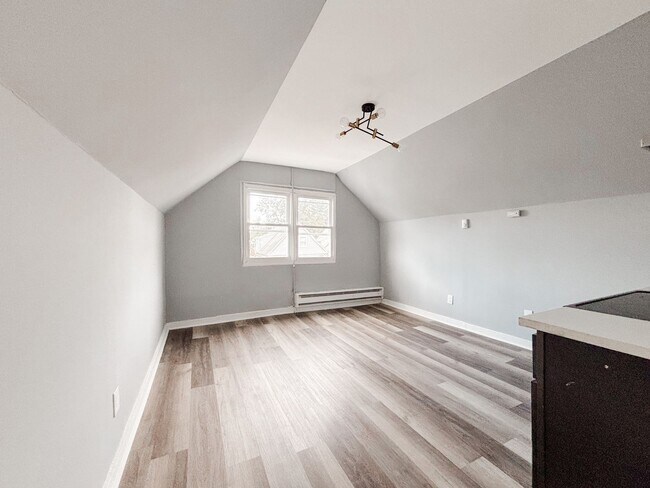 Building Photo - 58 Voorhees St