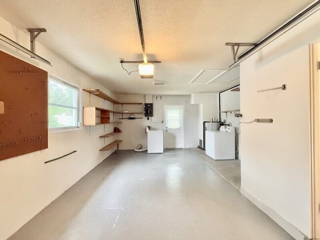 Building Photo - 4149 Prudence Dr