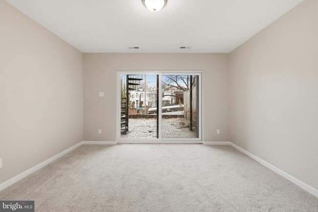 Building Photo - 3248 Jones Ct NW