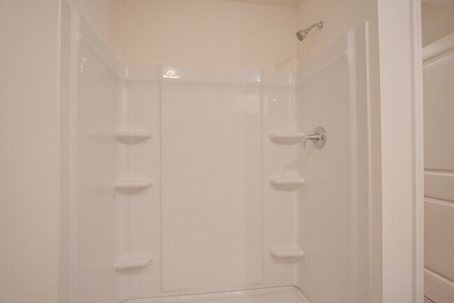 Building Photo - Price Just Reduced! Brand-New 3BR/2BA Home...