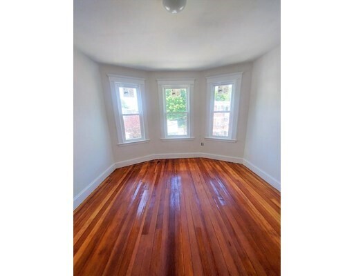 Building Photo - 11 Groveland St