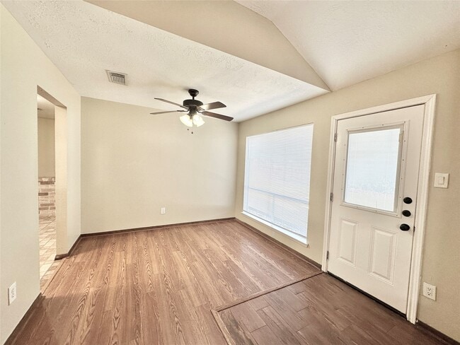 Building Photo - 21706 Nickerton Ln