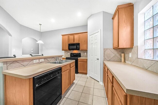 Building Photo - 17827 S White Tail Ct