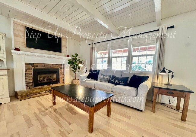 Building Photo - 20684 Willow Springs Dr