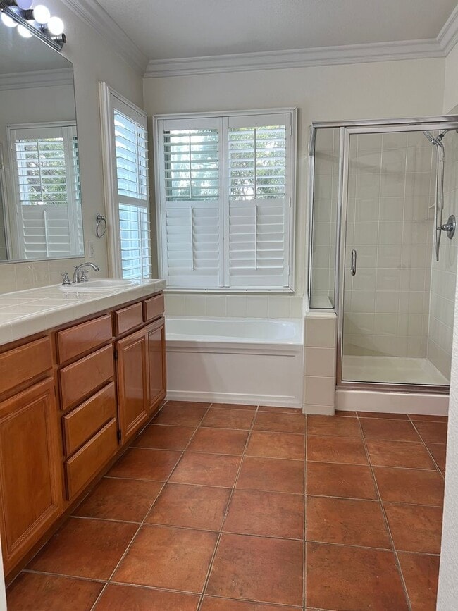 Building Photo - 13561 Lavender Way