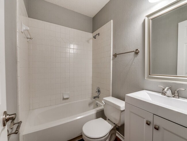 Building Photo - 5008 Mill Creek Trail