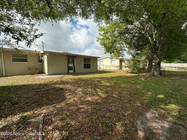 Building Photo - 2296 Shelby Dr