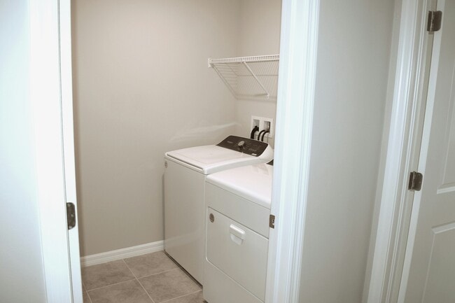 Building Photo - 17125 Blowfish Dr