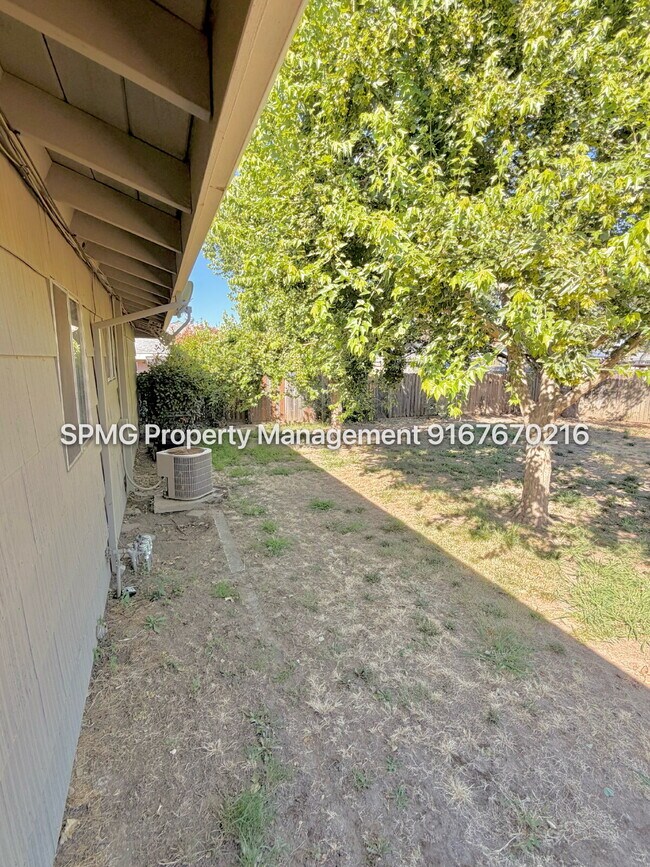 Building Photo - 3 Bedroom Sacramento Rental with Large Yard