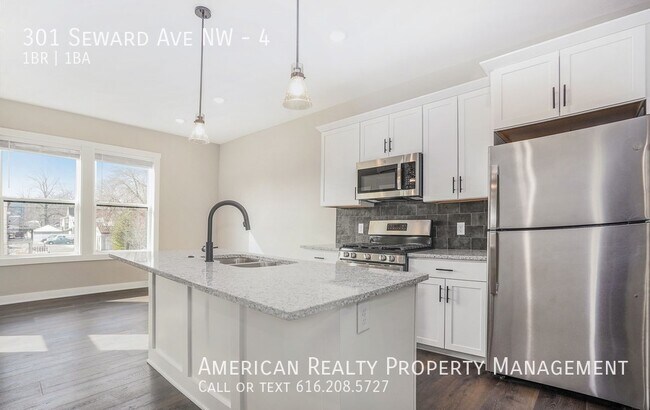 Building Photo - 301 Seward Ave NW