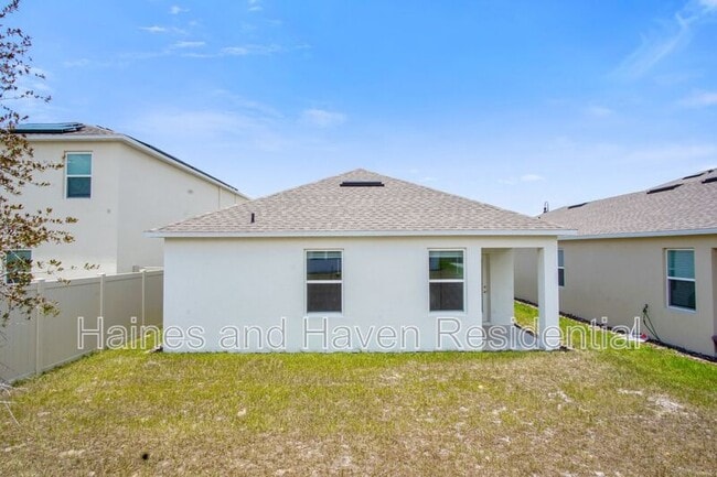 Building Photo - 5714 Somerset Dr
