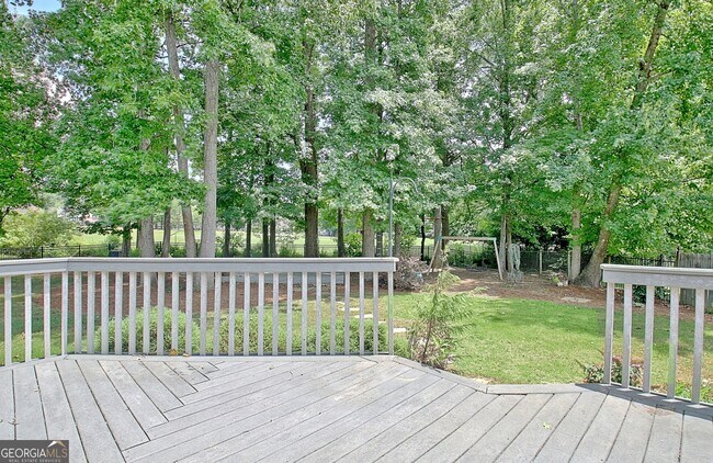 Building Photo - 303 Calgary Dr