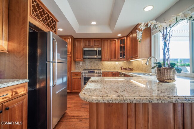 Building Photo - 3065 Starling Ave
