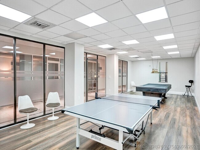 Building Photo - 1360 S Ocean Blvd
