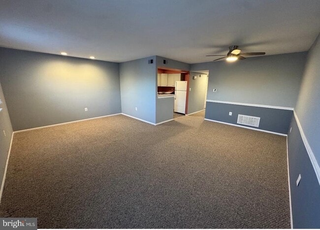 Building Photo - 513 Corinthian Ave