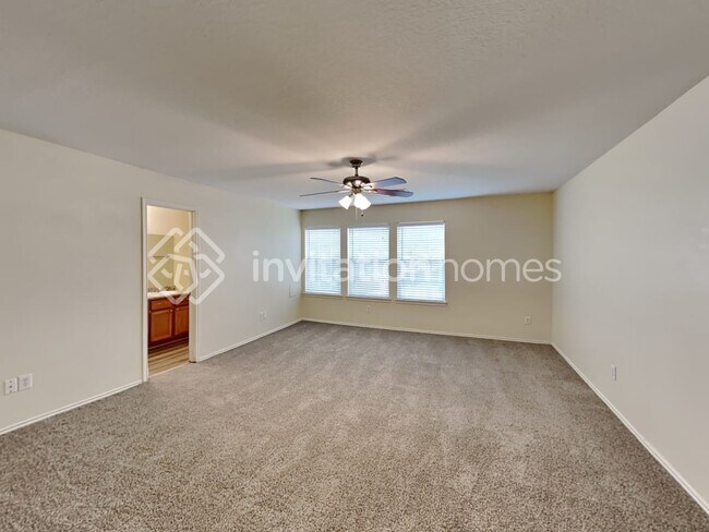 Building Photo - 12502 Aarons Way Dr