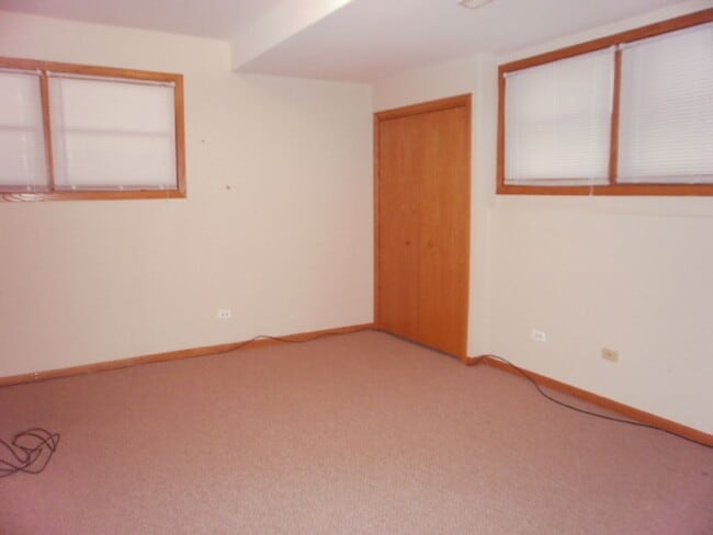 Building Photo - 1336 W Huron St