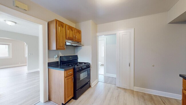 Building Photo - 7401 Jameson Rd