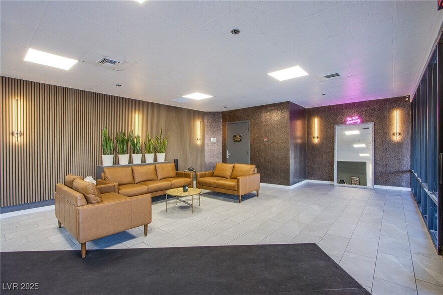 Building Photo - 3930 University Center Dr