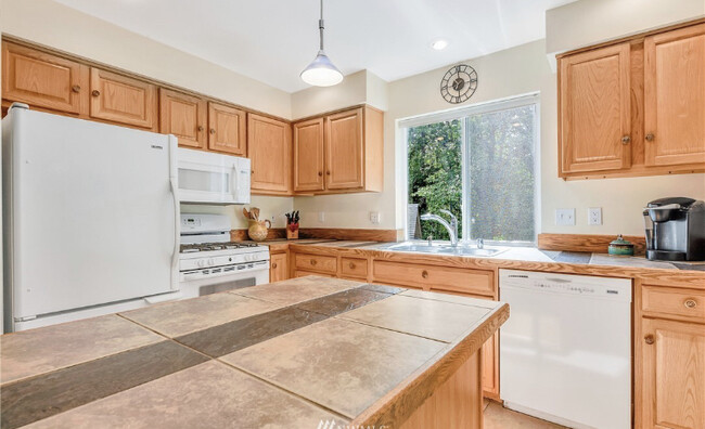 Kitchen - 3809 Gablecrest Ct