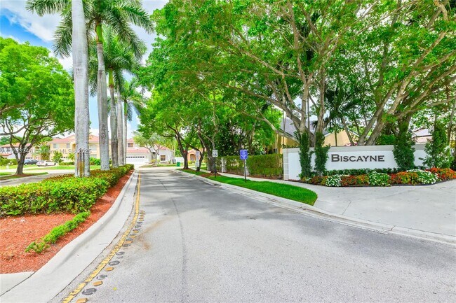 Building Photo - 4470 SW 153rd Ave