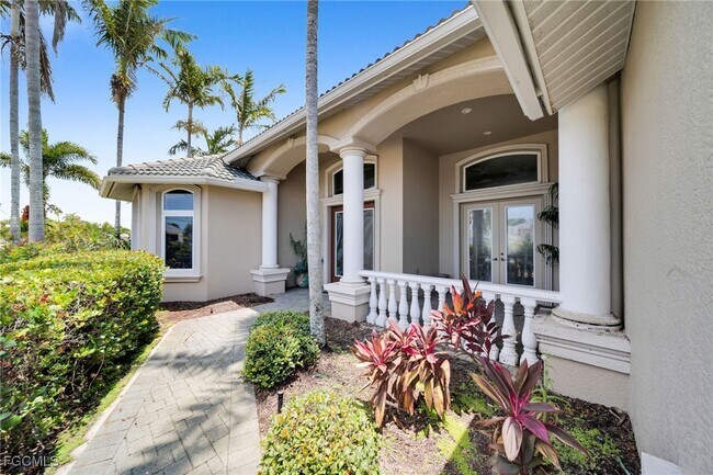Building Photo - 4009 Chiquita Blvd S