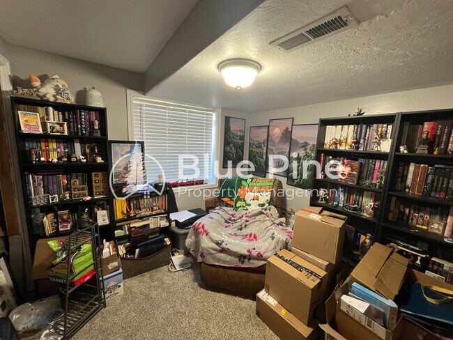 Building Photo - 5107 Lindee Ln