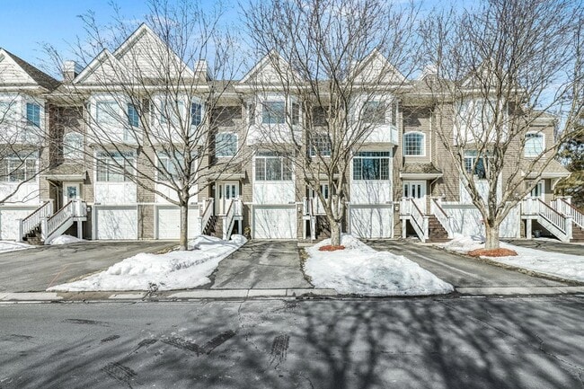 Building Photo - 10514 8th Ave N