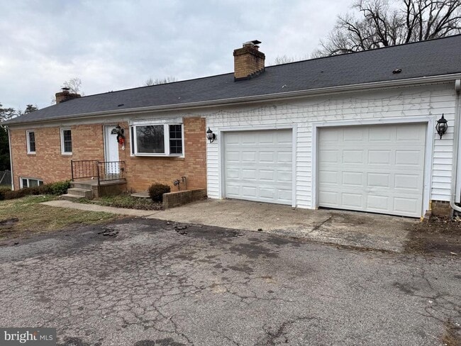 Building Photo - 4032 Olley Ln