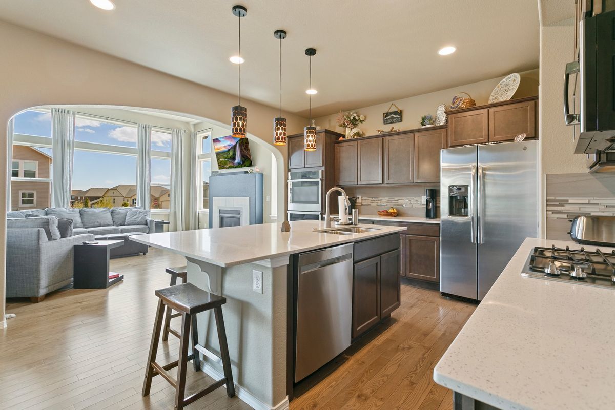 Building Photo - 5775 Thurber Dr