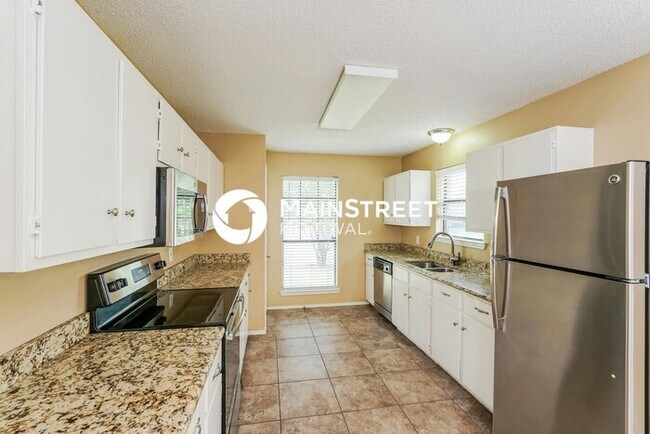 Building Photo - 3 Bedroom Pet-Friendly Home in Lancaster, ...